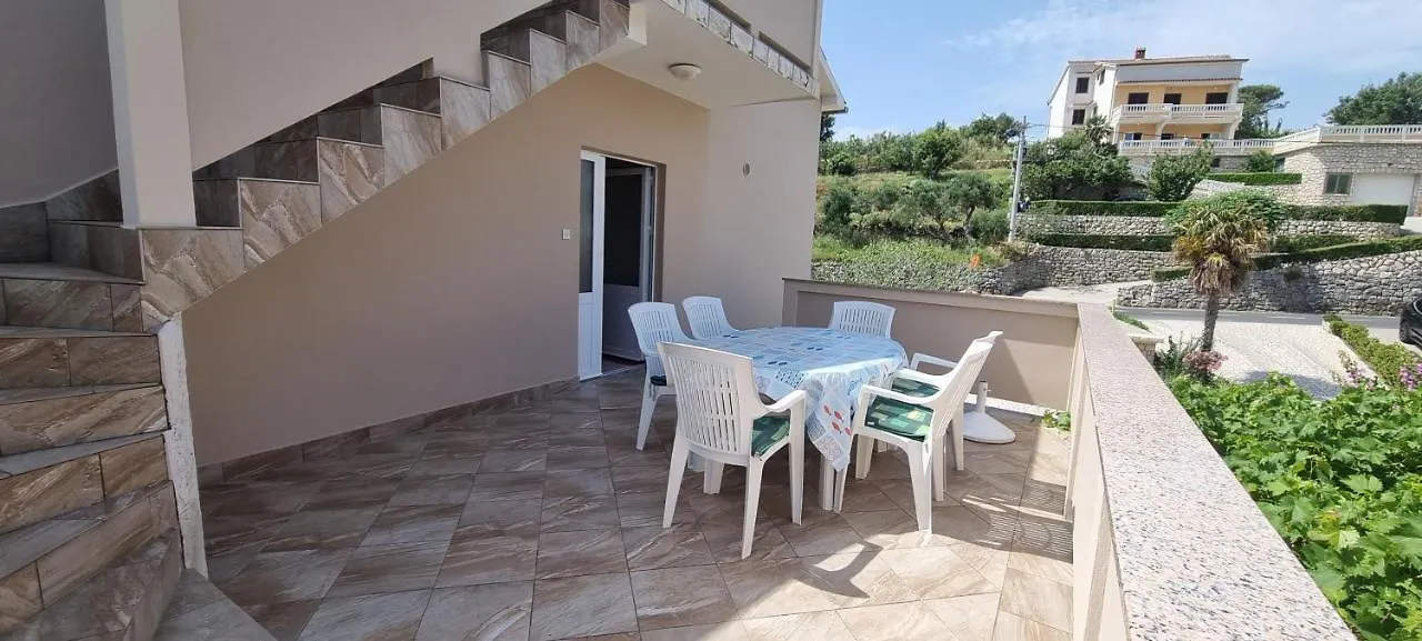 Apartment Apartman Anka Palit